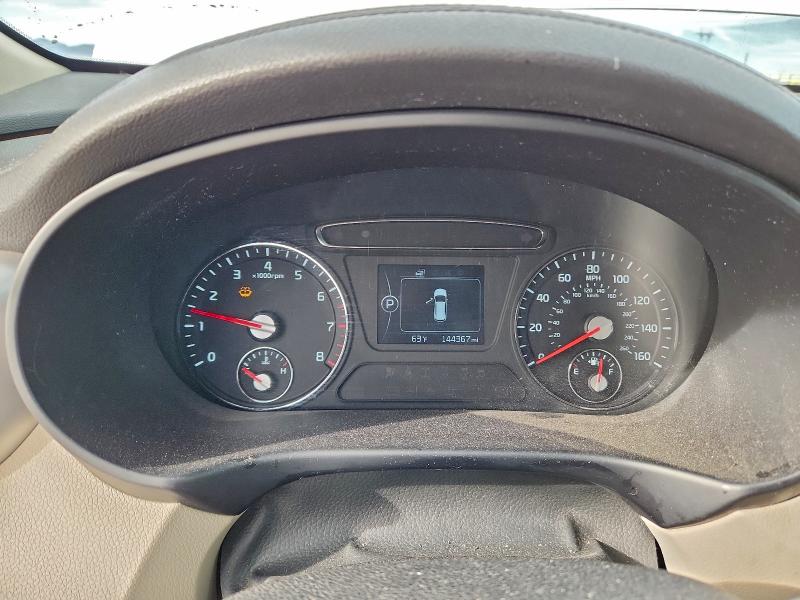 Photo 9 from auction – 2016 KIA SORENTO LX with VIN 5XYPG4A58GG130950