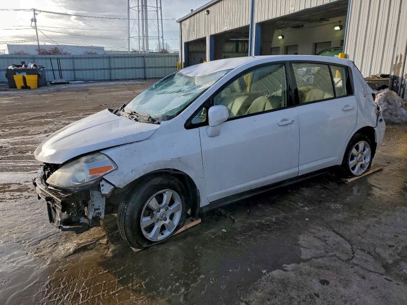 NISSAN VERSA 2008 with VIN 3N1BC13E98L368739 - Photo from auction