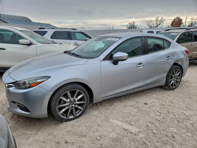 MAZDA 3 TOURING 2018 con VIN 3MZBN1V34JM181442 - Foto de la subasta