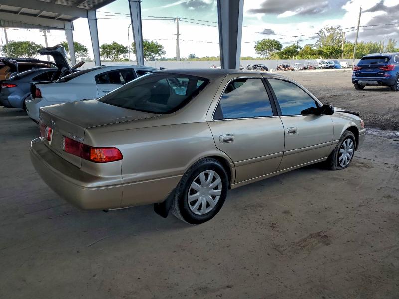 Photo 3 from auction – 2000 TOYOTA CAMRY CE with VIN 4T1BG22K6YU754972
