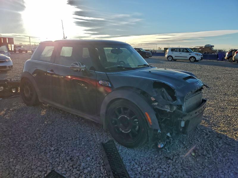 Photo 4 from auction – 2011 MINI COOPER S with VIN WMWSV3C57BTY22067