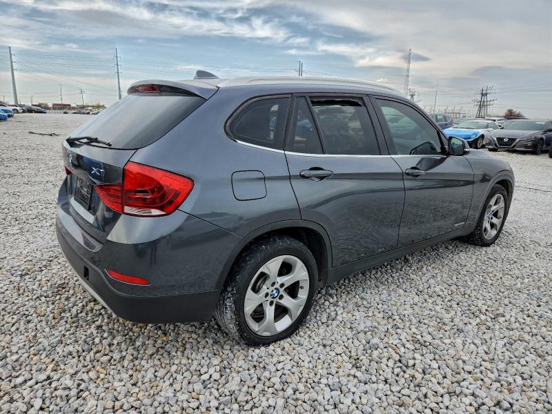 Photo 3 from auction – 2013 BMW X1 SDRIVE2 with VIN WBAVM1C54DVW45599