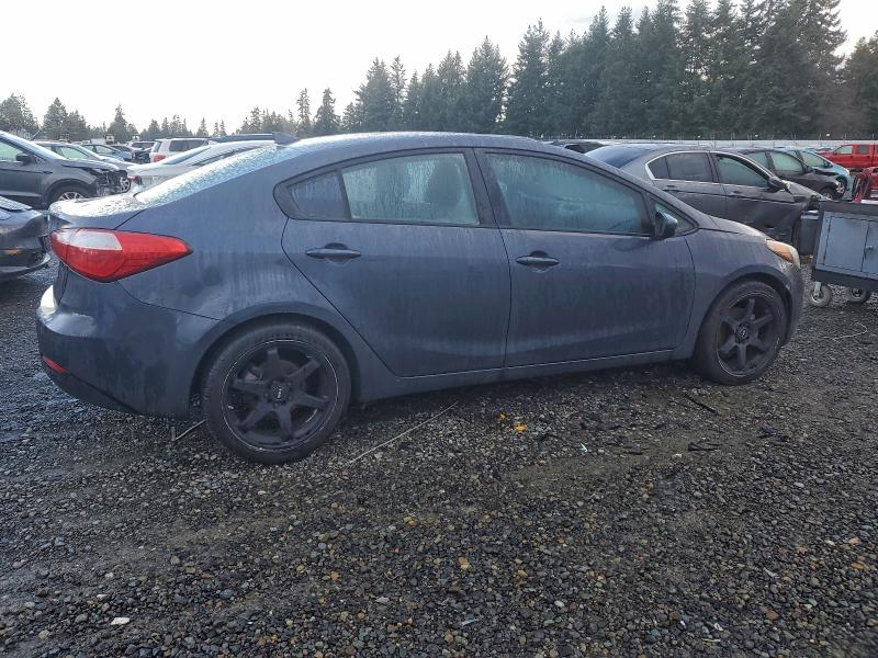Photo 3 from auction – 2016 KIA FORTE LX with VIN KNAFK4A66G5496379