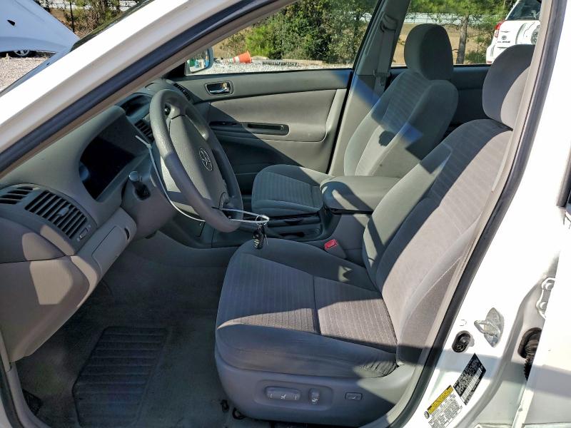 Photo 7 from auction – 2005 TOYOTA CAMRY LE with VIN 4T1BE32K95U623932