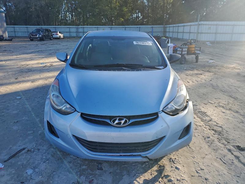 Photo 5 from auction – 2011 HYUNDAI ELANTRA GL with VIN KMHDH4AE1BU087944