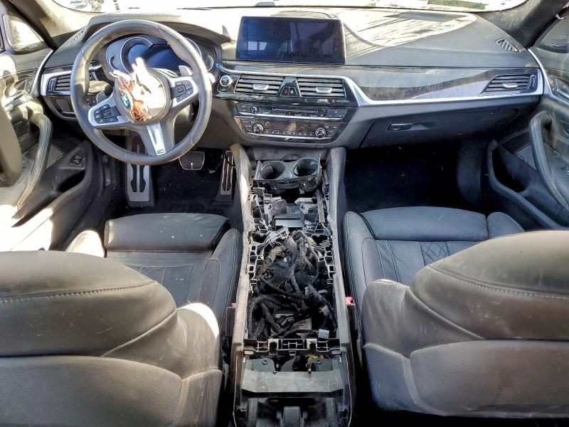 Photo 8 from auction – 2018 BMW M550XI with VIN WBAJB9C59JG464369