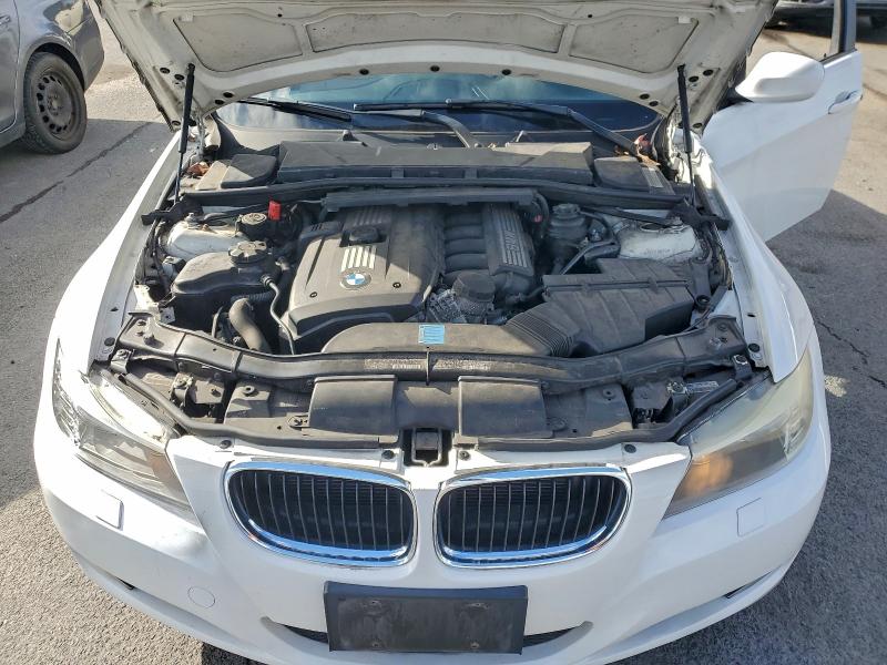 Photo 11 from auction – 2011 BMW 328 XI SUL with VIN WBAPK5C52BA659639