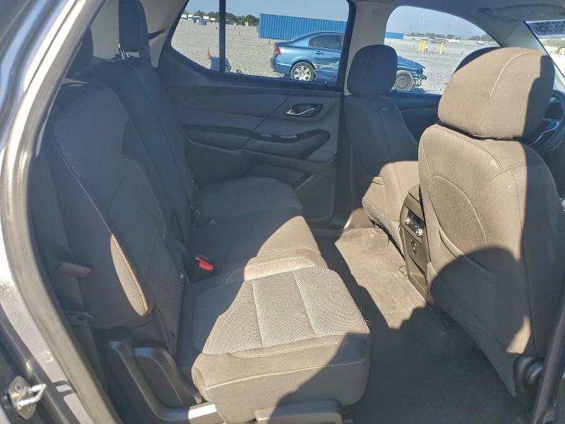 Photo 10 from auction – 2018 CHEVROLET TRAVERSE L with VIN 1GNERFKW5JJ204540