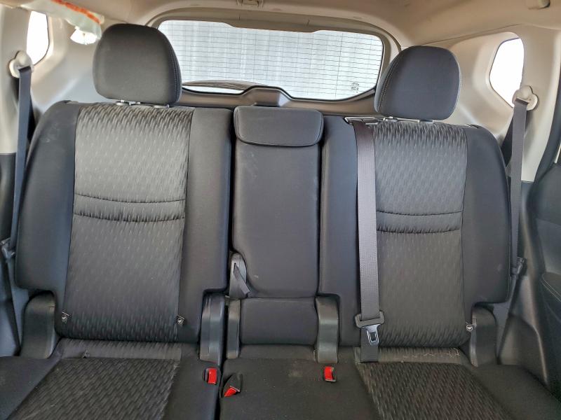 Photo 10 from auction – 2017 NISSAN ROGUE S with VIN JN8AT2MVXHW010237