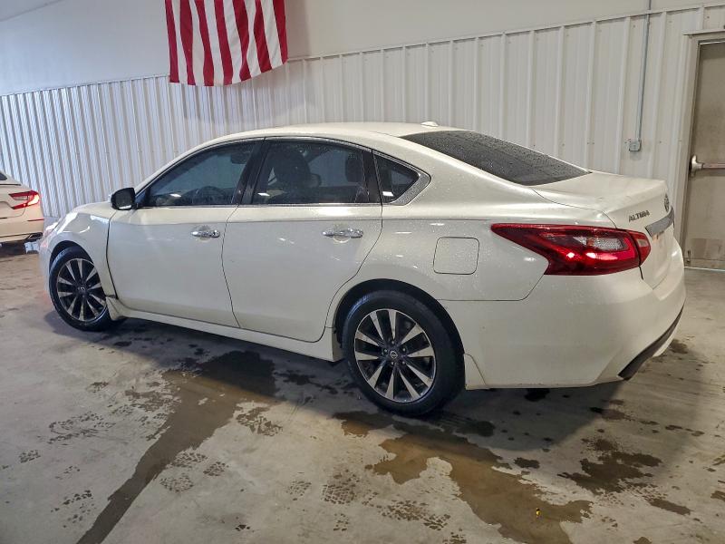 Photo 2 from auction – 2017 NISSAN ALTIMA 2.5 with VIN 1N4AL3AP3HC137202
