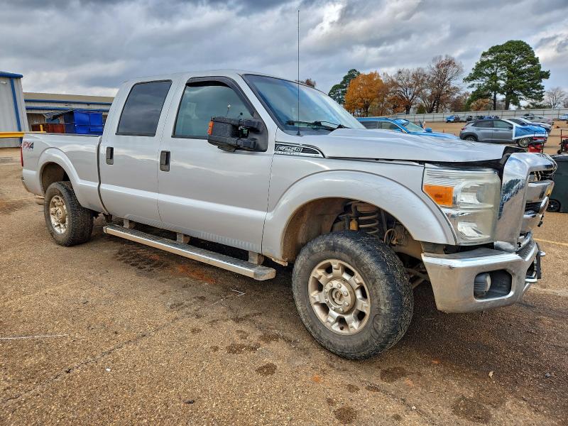 صورة رقم 4 من المزاد - 2015 FORD F250 SUPER مع VIN 1FT7W2B63FEA55774