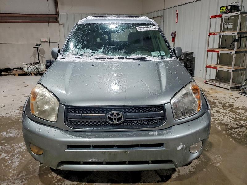Photo 5 from auction – 2005 TOYOTA RAV4 with VIN JTEHD20V950068802