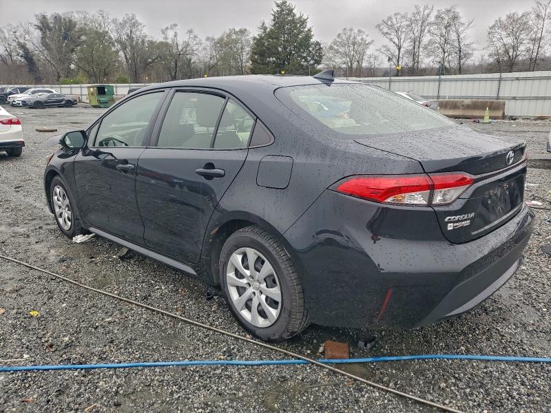 Photo 2 from auction – 2022 TOYOTA COROLLA LE with VIN JTDEPMAE6NJ215225