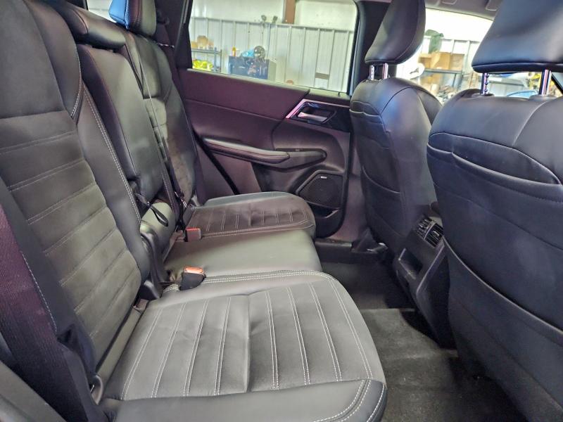 Photo 10 from auction – 2025 MITSUBISHI OUTLANDER with VIN JA4J4VA85SZ015712