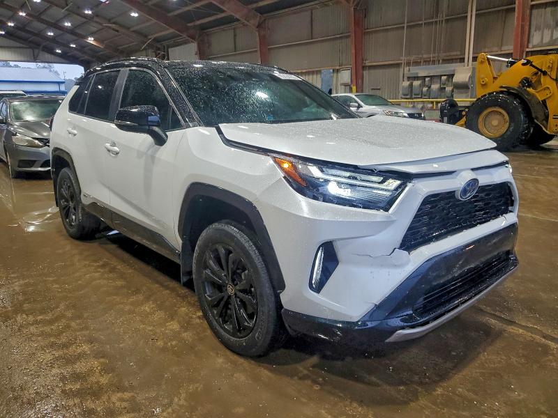 Photo 4 from auction – 2024 TOYOTA RAV4 XSE with VIN 2T3E6RFV2RW066831