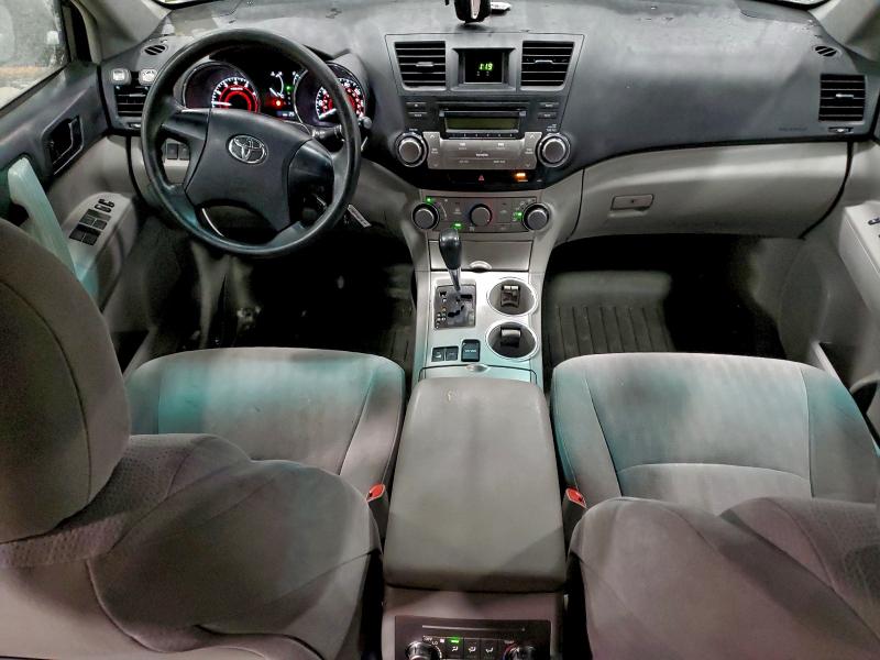 Photo 8 from auction – 2011 TOYOTA HIGHLANDER with VIN 5TDBK3EH3BS072572