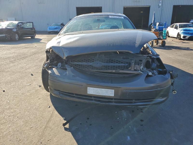 Photo 5 from auction – 2002 FORD TAURUS SES with VIN 1FAFP55SX2G272746