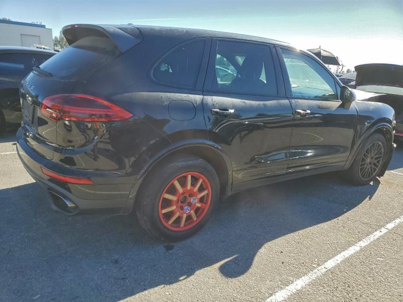 Photo 3 from auction – 2017 PORSCHE CAYENNE with VIN WP1AA2A24HKA85534
