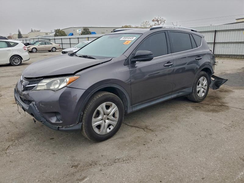 TOYOTA RAV4 LE 2015 with VIN JTMBFREV6FJ029618 - Photo from auction