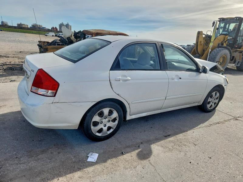 Photo 3 from auction – 2008 KIA SPECTRA EX with VIN KNAFE121185557065