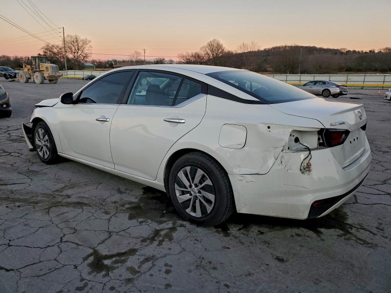 Photo 2 from auction – 2022 NISSAN ALTIMA with VIN 1N4BL4BV0NN305806