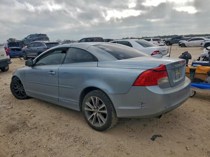 Photo 2 from auction – 2011 VOLVO C70 T5 with VIN YV1672MC2BJ116152