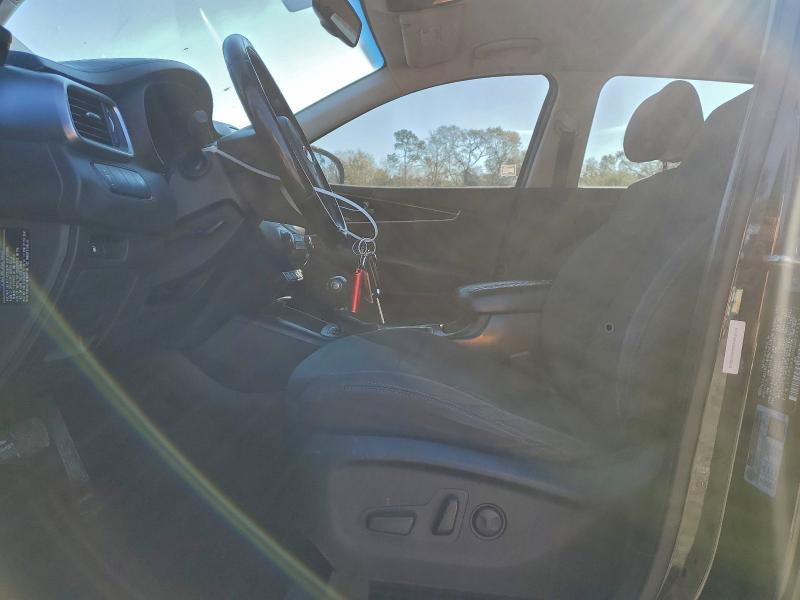 Photo 7 from auction – 2016 KIA SORENTO with VIN 5XYPG4A30GG054803