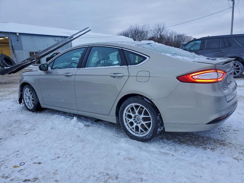 Photo 2 from auction – 2016 FORD FUSION TIT with VIN 3FA6P0RU9GR156050