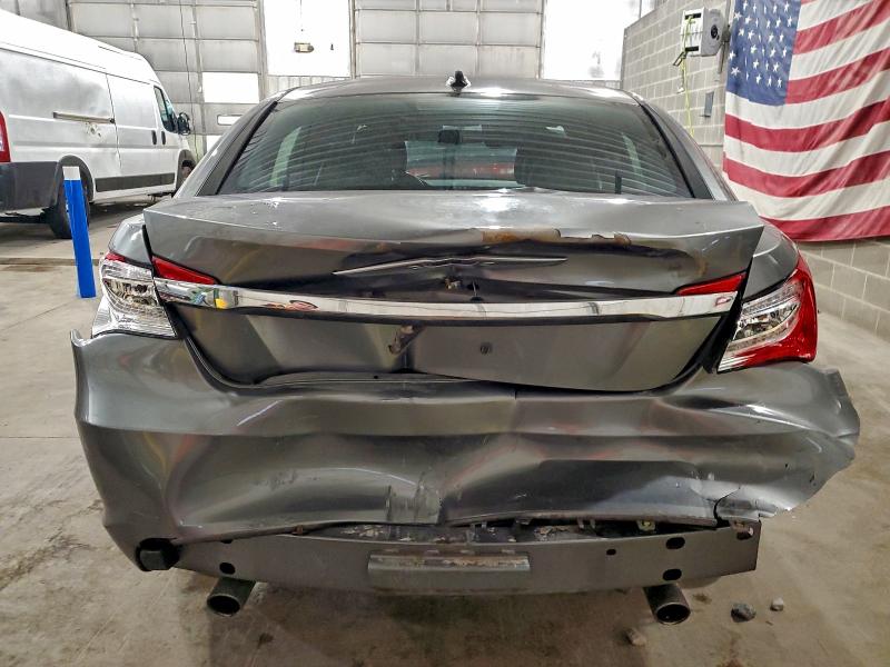 Photo 6 from auction – 2013 CHRYSLER 200 LIMITE with VIN 1C3CCBCG1DN601794
