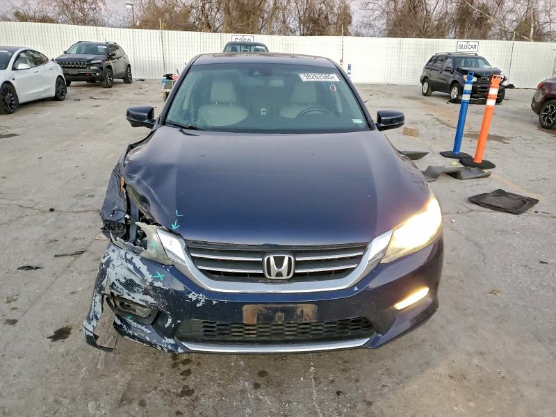 Photo 5 from auction – 2013 HONDA ACCORD EXL with VIN 1HGCR2F82DA183236
