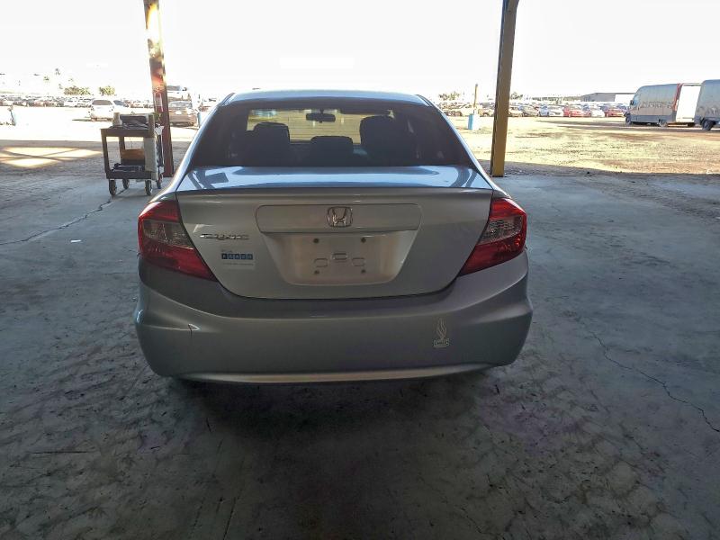 Photo 6 from auction – 2012 HONDA CIVIC LX with VIN 2HGFB2F51CH310579