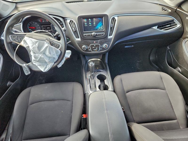 Photo 8 from auction – 2018 CHEVROLET MALIBU LT with VIN 1G1ZD5ST7JF198230