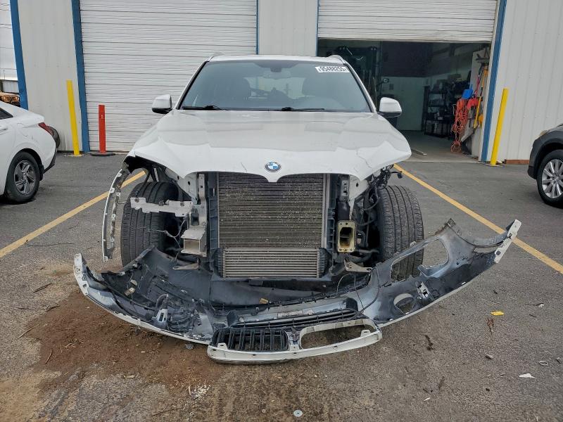 Photo 5 from auction – 2017 BMW X5 XDRIVE3 with VIN 5UXKR0C35H0V71868