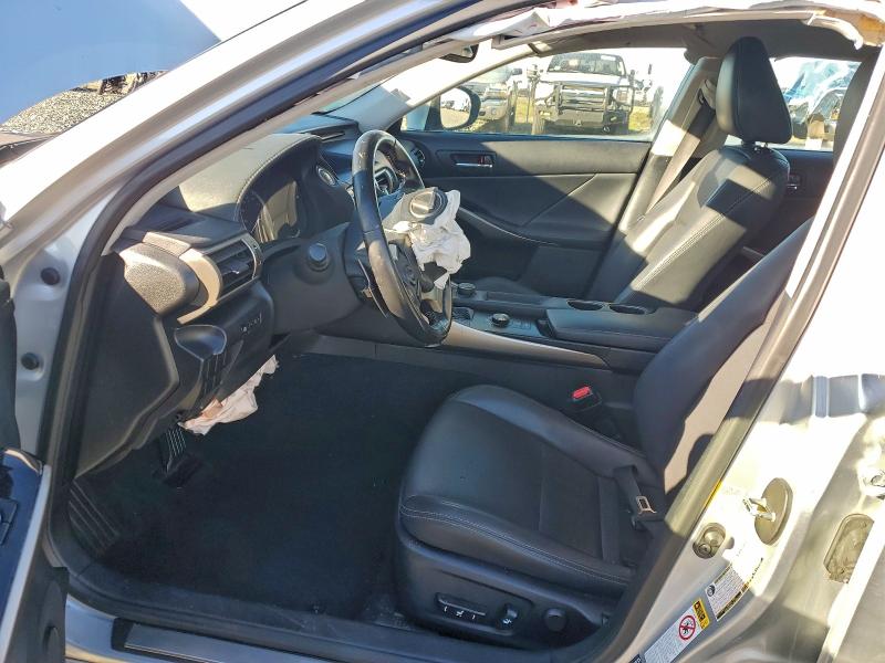 Photo 7 from auction – 2016 LEXUS IS 200T with VIN JTHBA1D25G5002118