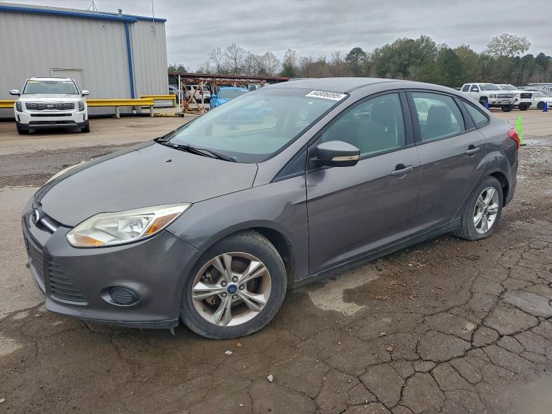 FORD FOCUS SE 2014 with VIN 1FADP3F25EL171040 - Photo from auction