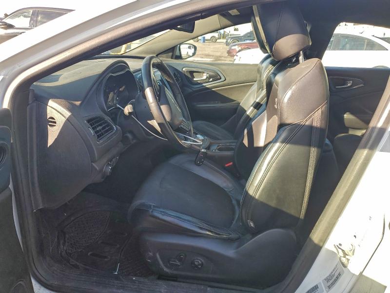 Photo 7 from auction – 2015 CHRYSLER 200 S with VIN 1C3CCCBGXFN572676