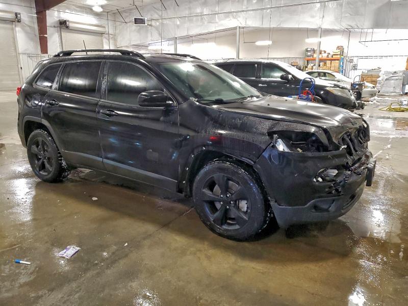 Photo 4 from auction – 2017 JEEP CHEROKEE L with VIN 1C4PJMDS2HW602275