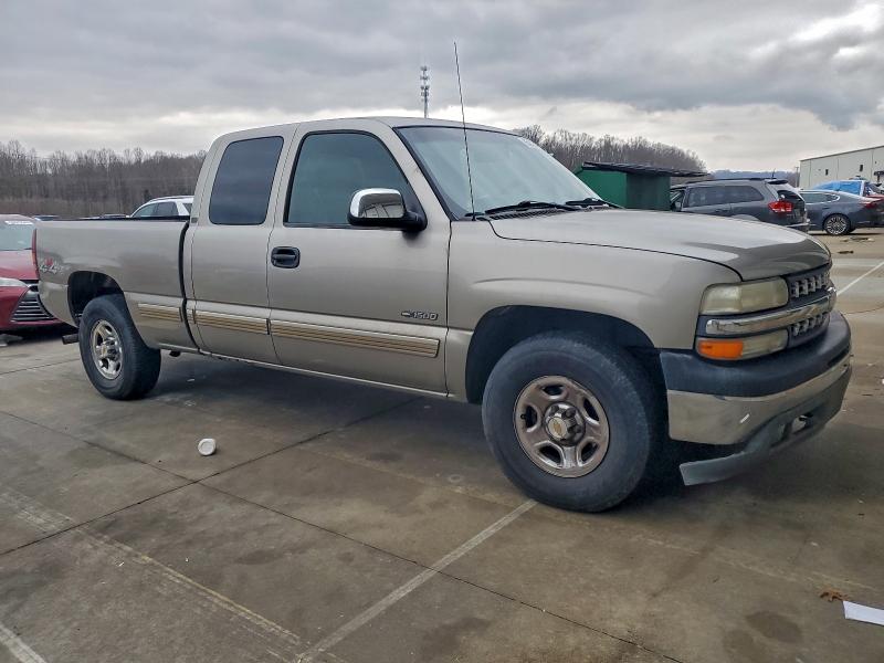 Photo 4 from auction – 2002 CHEVROLET SILVERADO with VIN 2GCEK19V721201213
