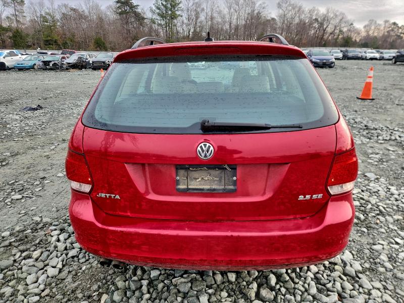 Photo 6 from auction – 2011 VOLKSWAGEN JETTA S with VIN 3VWPZ7AJ0BM620963