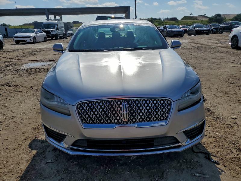 Photo 5 from auction – 2020 LINCOLN MKZ with VIN 3LN6L5A90LR612873