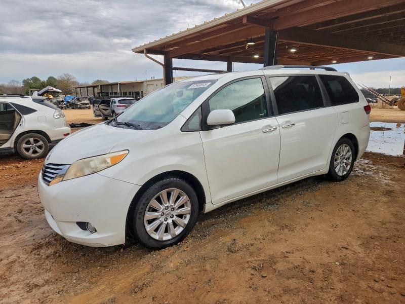 TOYOTA SIENNA XLE 2011 with VIN 5TDYK3DC1BS090634 - Photo from auction