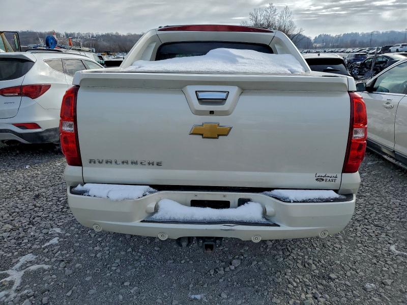 Photo 6 from auction – 2013 CHEVROLET AVALANCHE with VIN 3GNTKGE79DG334848