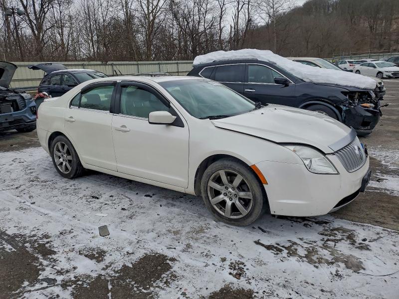 Photo 4 from auction – 2010 MERCURY MILAN PREM with VIN 3MEHM0JA7AR621279