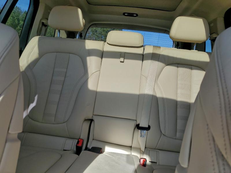 Photo 10 from auction – 2019 BMW X7 XDRIVE4 with VIN 5UXCW2C54KL086654