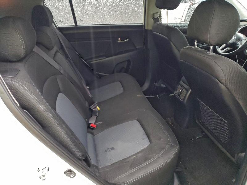 Photo 11 from auction – 2015 KIA SPORTAGE L with VIN KNDPBCAC8F7702991
