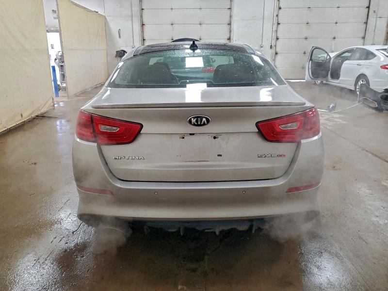 Photo 6 from auction – 2015 KIA OPTIMA with VIN 5XXGR4A61FG419772