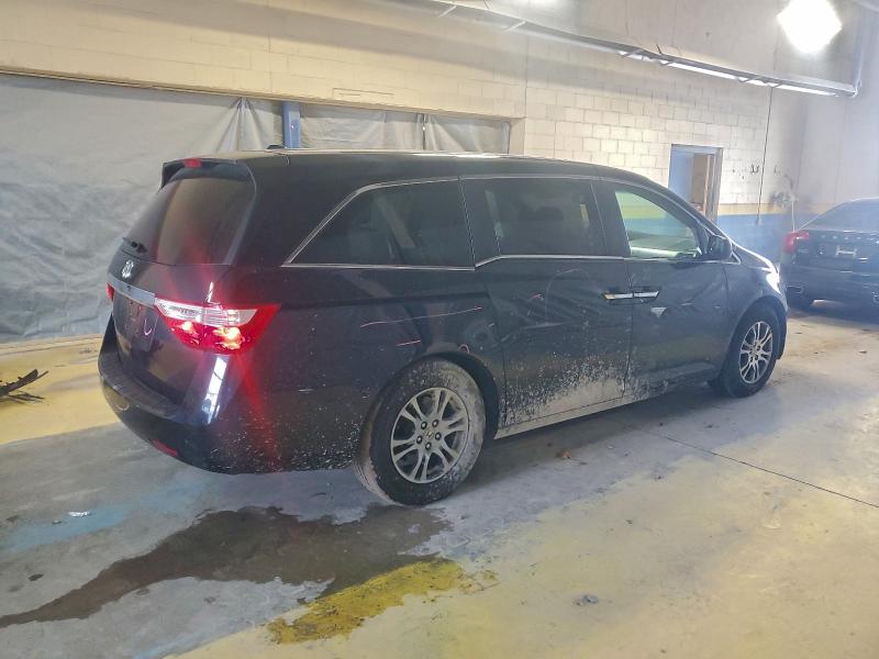 Photo 3 from auction – 2011 HONDA ODYSSEY with VIN 5FNRL5H69BB050453