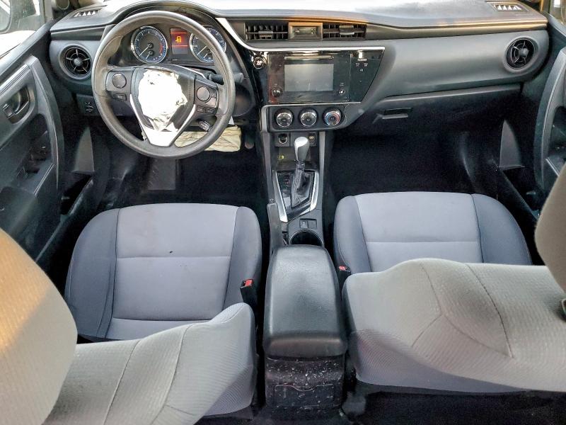 Zdjęcie 8 z aukcji – 2017 TOYOTA COROLLA L z VIN 5YFBURHE1HP636963