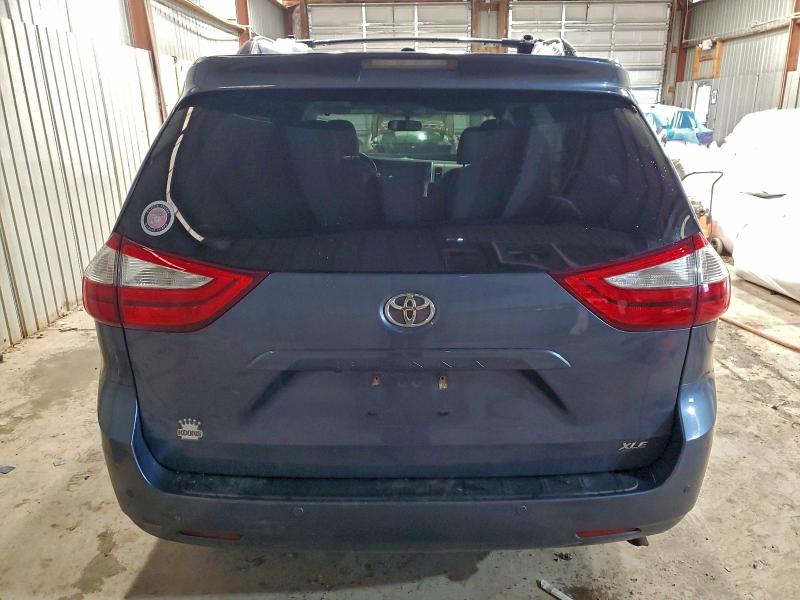 Photo 6 from auction – 2015 TOYOTA SIENNA XLE with VIN 5TDYK3DC2FS560840