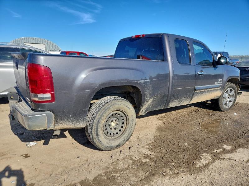 Photo 3 from auction – 2011 GMC SIERRA C15 with VIN 1GTR1VE01BZ176242